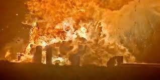 SpaceX Starship rocket erupts in fiery explosion