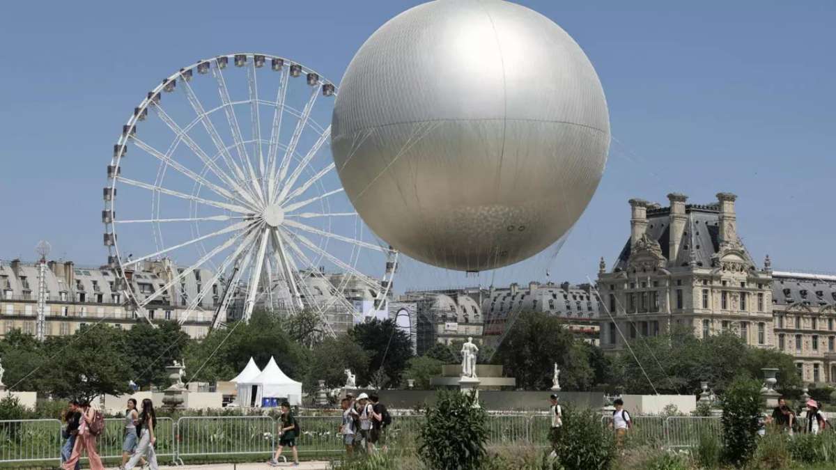 Olympic balloon set to soar again over Paris
