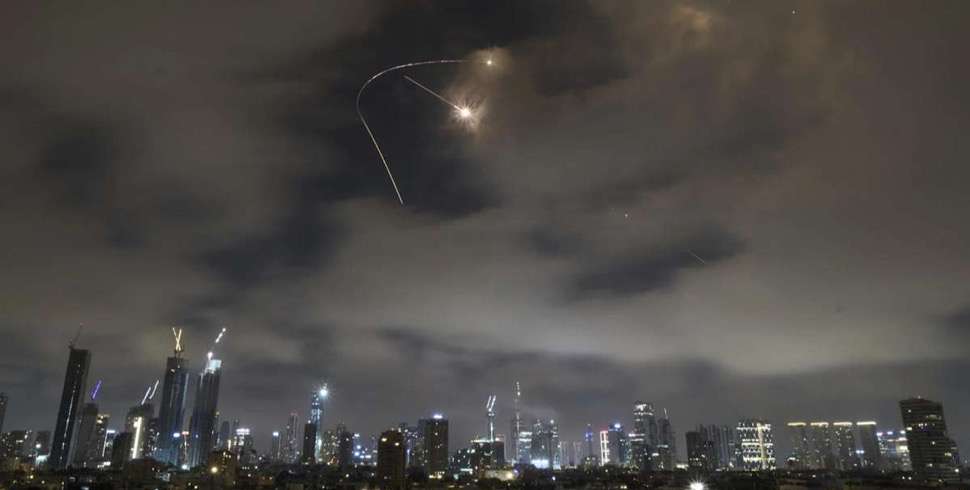 Israel strikes Iranian nuclear site, signals readiness for prolonged engagement
