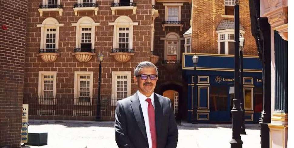 Pakistani ambassador visits Egypt’s Media Production City, praises technological excellence