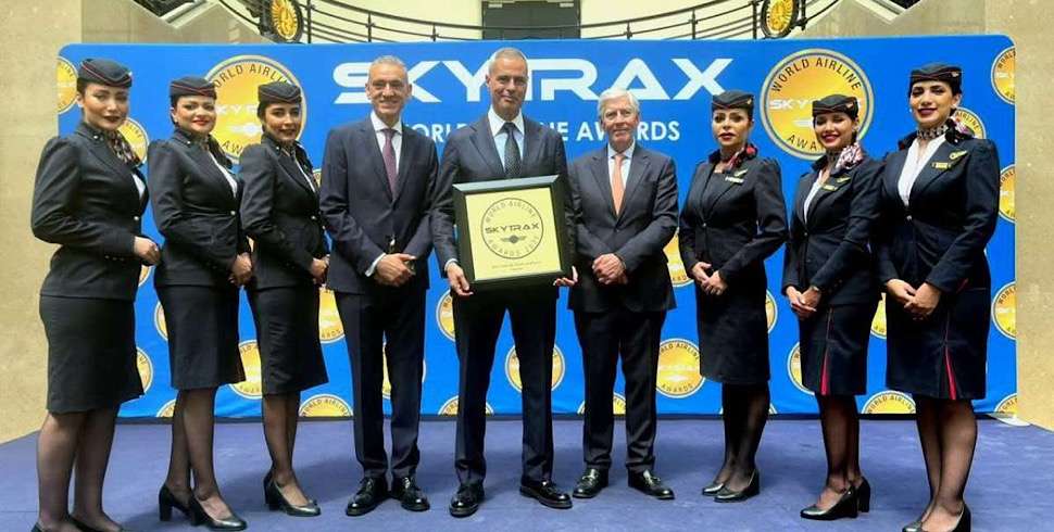 EgyptAir crowned “Best Airline in Africa for Passenger Service” at 2025 Paris Air Show
