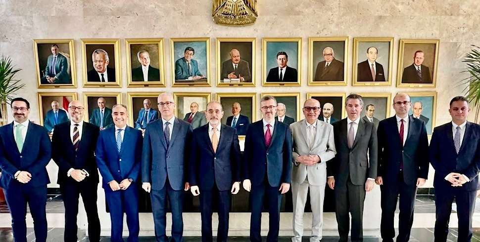 Egypt and Turkey hold political consultations in Cairo to strengthen bilateral ties, regional cooperation