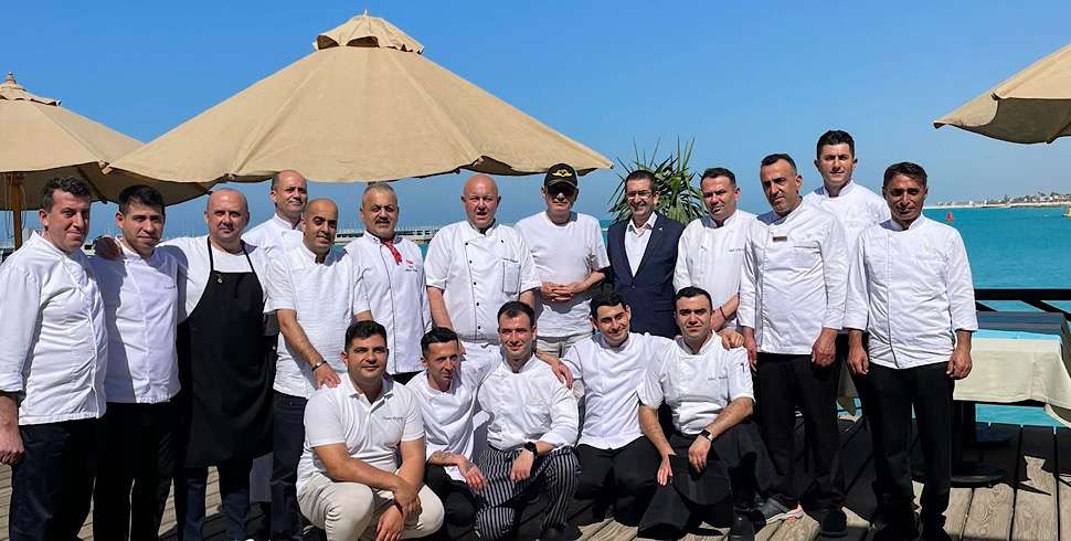 Turkish ambassador visits citizens working in Alamein