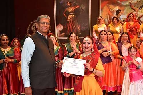 Indian ambassador celebrates Egyptian students’ achievement in classical dance