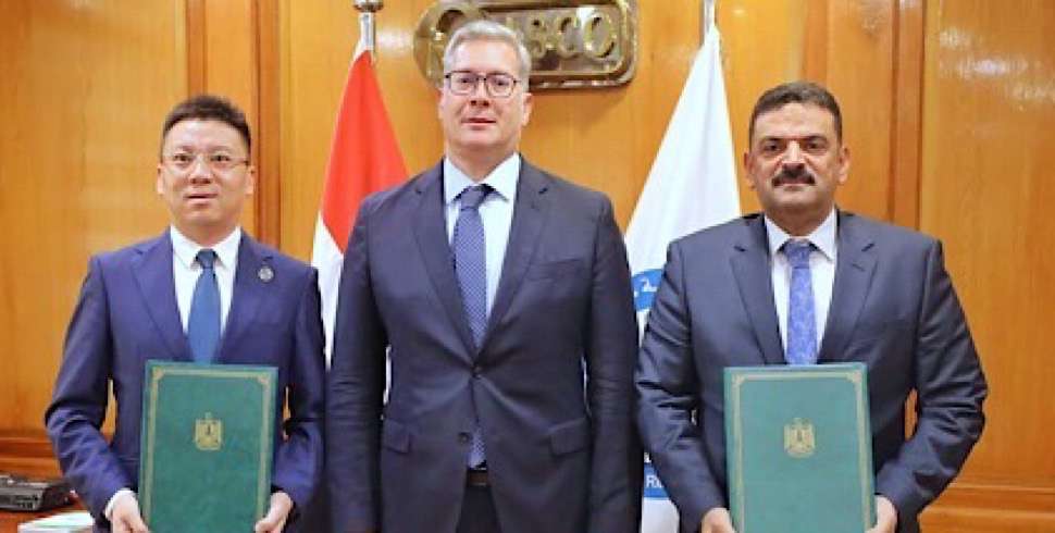 Egypt, China sign deal to boost phosphate mining