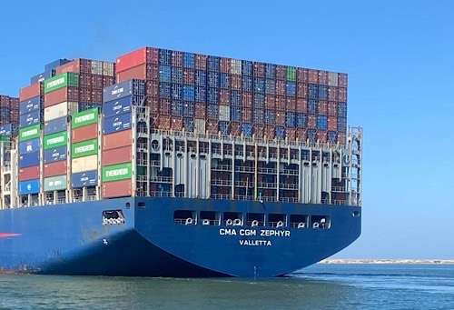 Suez Canal sees renewed container ship traffic with CMA CGM ZEPHYR