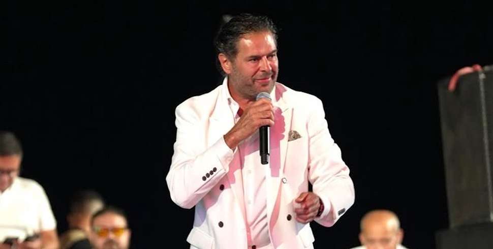 Egypt suspends performances by Lebanese singer Ragheb Alama after controversial concert