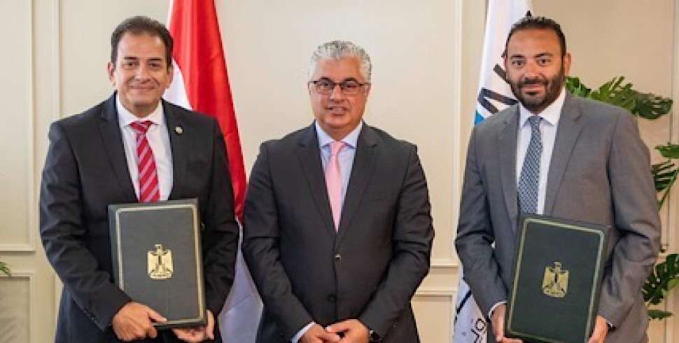 Egypt inks $19.9 million textile factory deal in Suez Canal Economic Zone