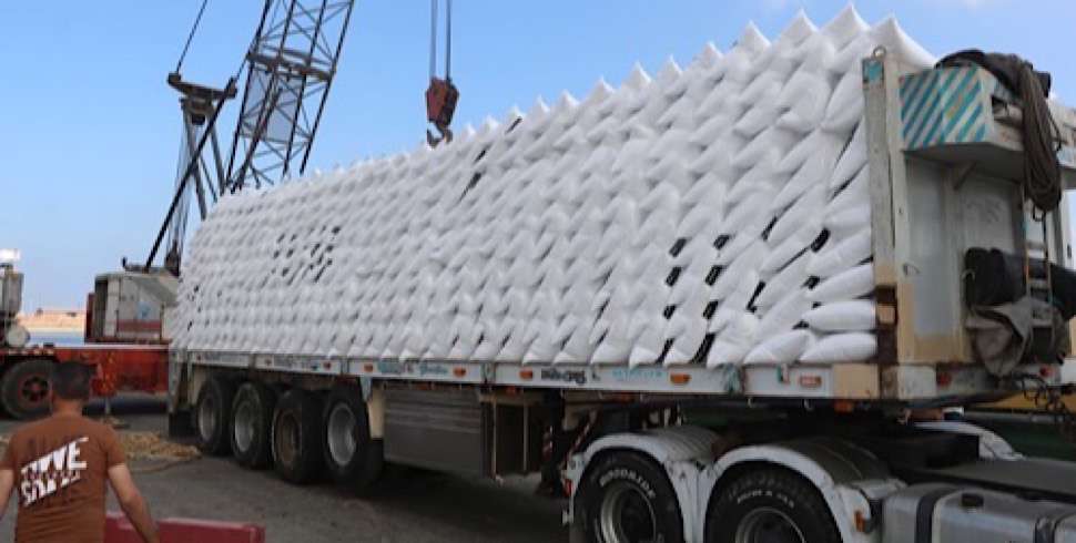 Damietta Port launches multimodal transport, shipping 750 tons of fertilizer via Nile River