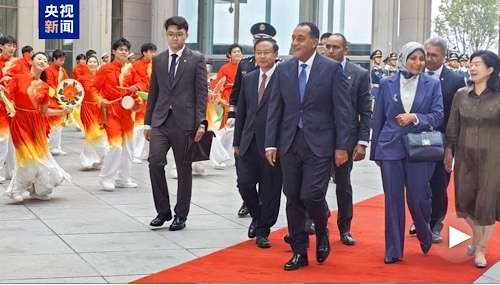 Egypt’s PM arrives in China for landmark SCO summit in Tianjin