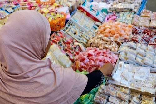 A thousand years of sweetness: Egypt’s Festive “Halawet El-Moulid”