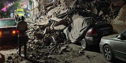 Cairo authorities evacuate residents hours before building collapse
