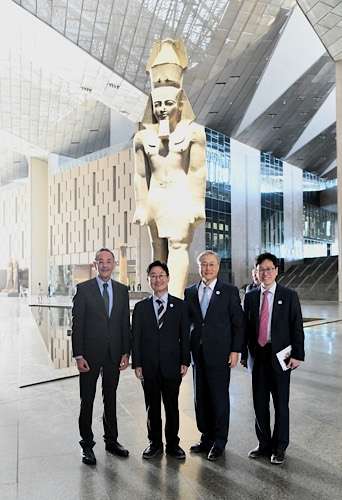 S. Korean Presidential envoy tours Egypt’s Grand Egyptian Museum, Giza Pyramids 