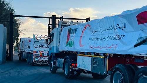 Over 400 aid trucks cross into Gaza as part of Egypt’s largest humanitarian convoy