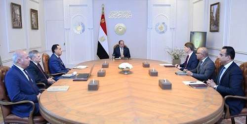Egypt’s President meets Maersk chairman to boost green shipping, regional cooperation