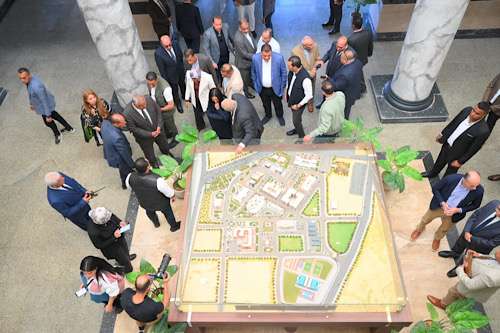 Egypt builds a green administrative capital in the heart of the Western Desert