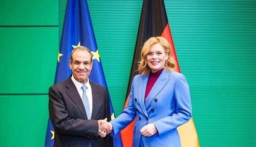 Egypt’s top diplomat highlights regional peace efforts in meeting with German parliament leader