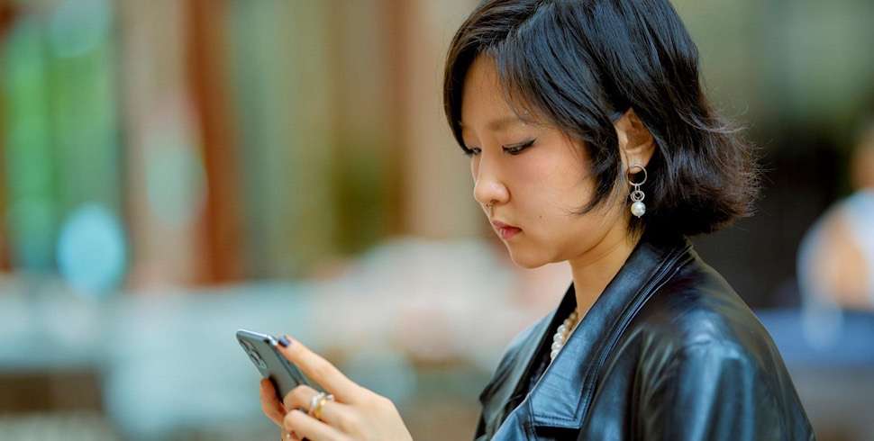 ‘Are you dead?’ gains viral popularity in China