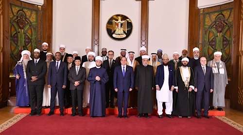 Egypt’s President urges religious leaders to counter extremism 