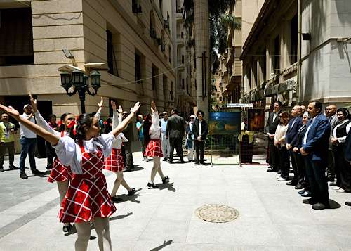 Egypt PM launches “Street of Art” initiative in downtown Cairo