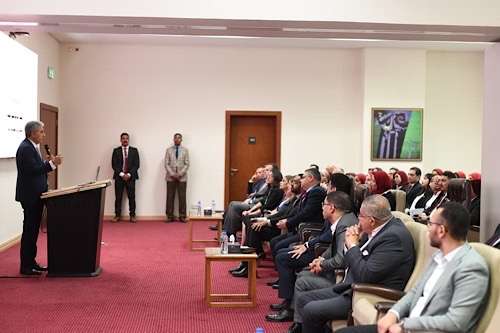 Egypt launches advanced leadership program for tourism officials