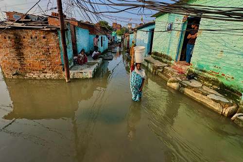 Heavy rain, floods kill 62 in northern India