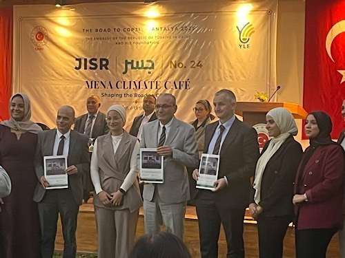 Cairo dialogue puts youth at centre of road to COP31